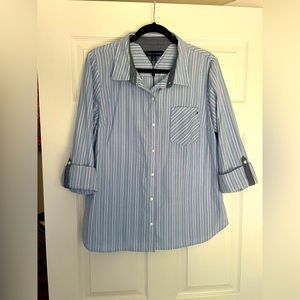 Tommy Hilfiger button up shirt, size large, never worn